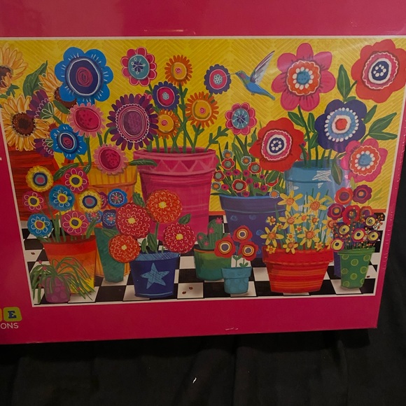 1000 piece puzzle, 🧩NWT/has never been opened, unique flower design.🧩 - Picture 5 of 10